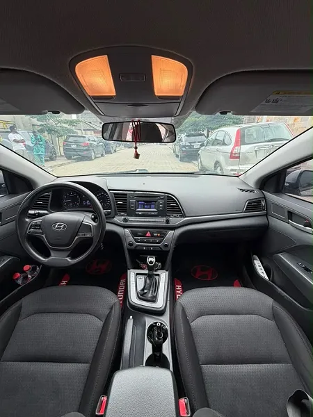 HYUNDAÏ ELANTRA 2017 — photo 8