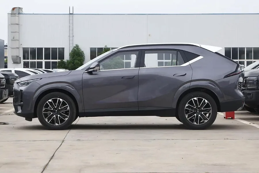 GAC Trumpchi GS4 MAX 2026 — photo 6