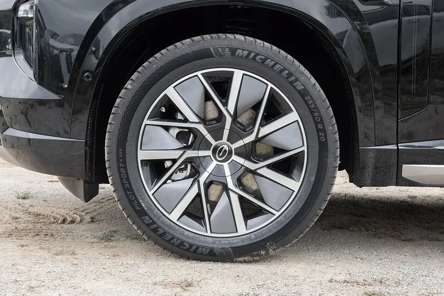 GAC Trumpchi S7 2025 — photo 12