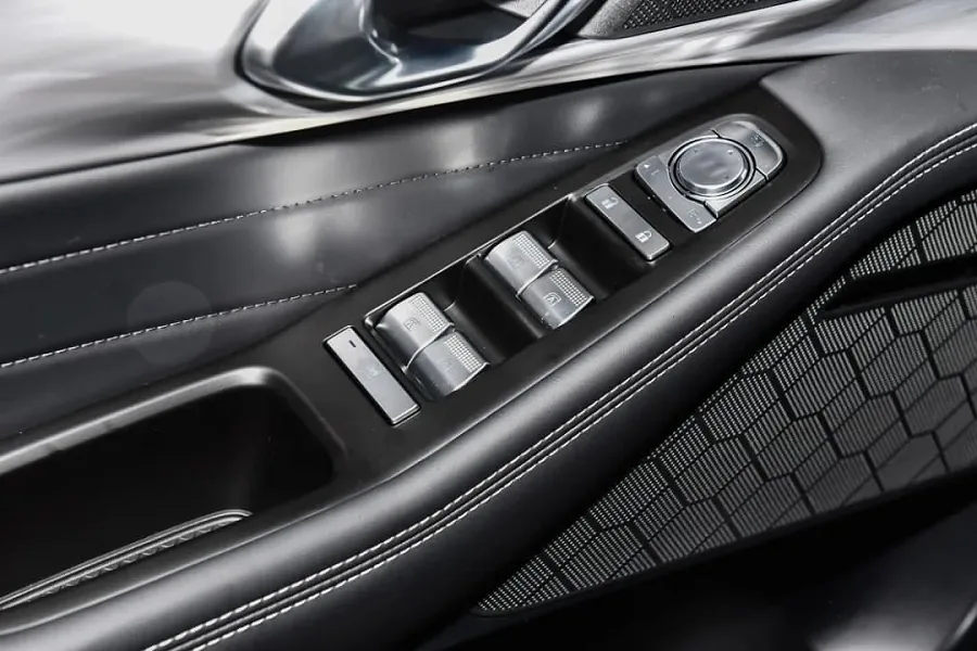 GAC GS8 2.0 T GDI  — photo 12