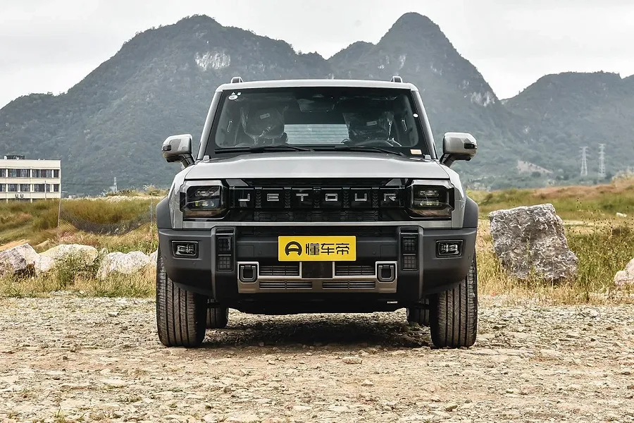 JETOUR T2 2.0TD 7DCT (V4) 4x4  — photo 2