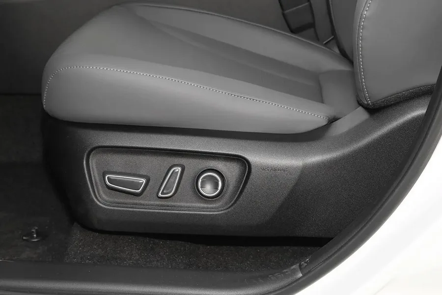 rav4 2026 — photo 6