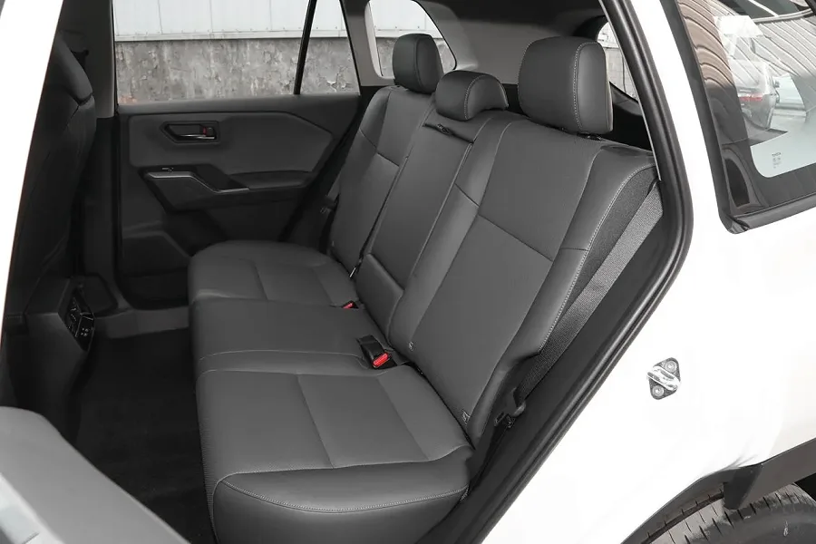 rav4 2026 — photo 11