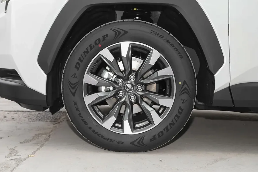 rav4 2026 — photo 13