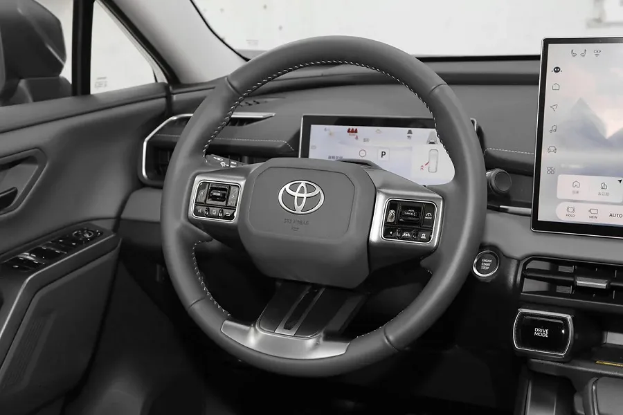 rav4 2026 — photo 14