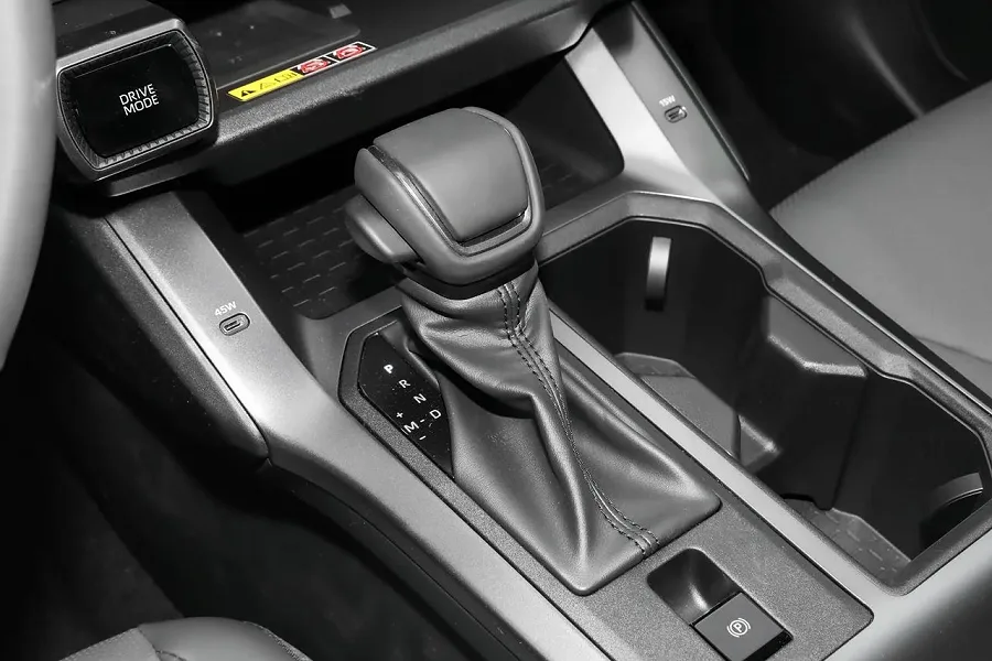 rav4 2026 — photo 16