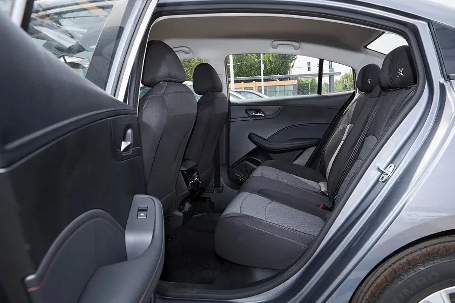 roewe i5 2026 — photo 10