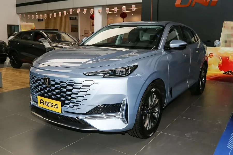 CHANGAN uni K 2025 — photo 4