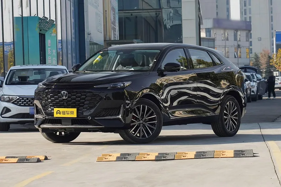 CHANGAN uni K 2025 — photo 12