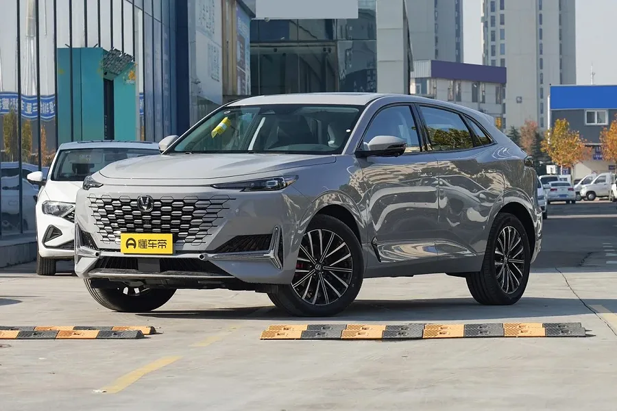 CHANGAN uni K 2025 — photo 20