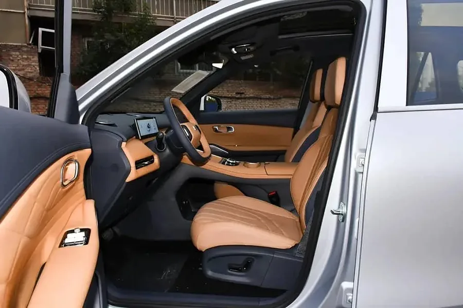 Geely starship 7 2026 hybrid 130km Qihang Édition (PHEV)  — photo 8