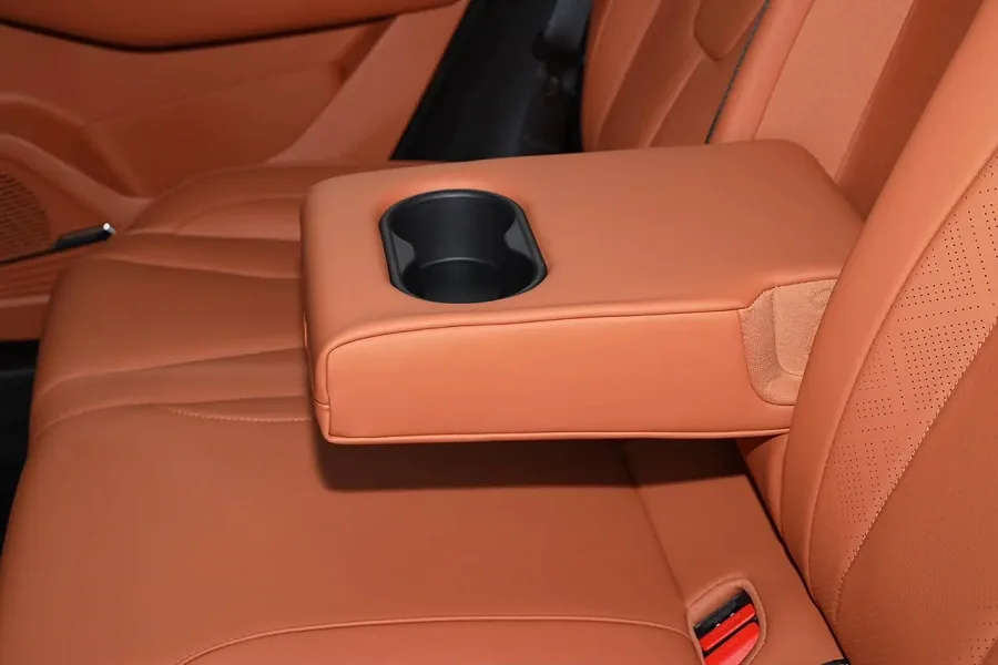 Geely cityray boyue 2026 — photo 7