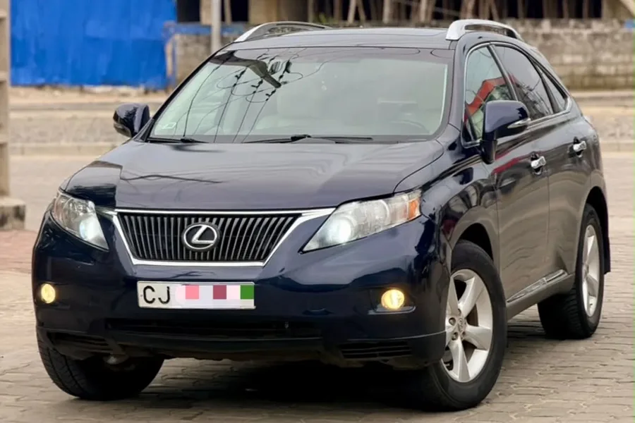 LEXUS RX 350  — couverture
