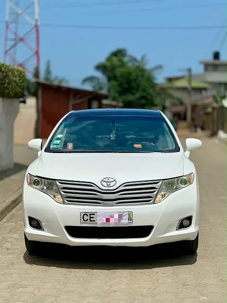 venza 2010 full options  — photo 1