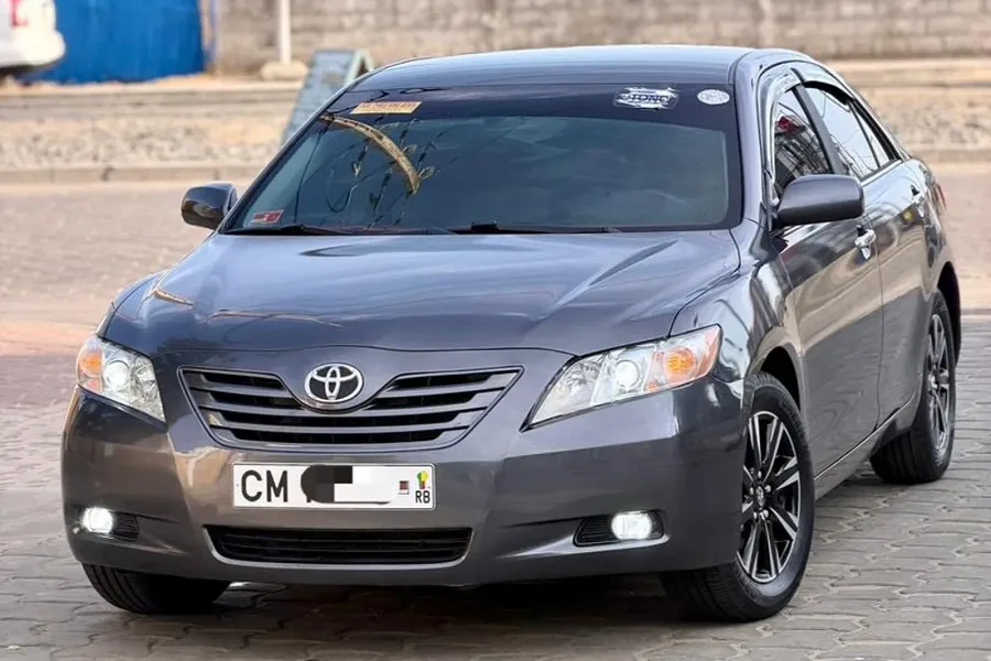 Toyota Camry le 2008 — couverture