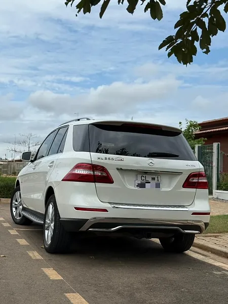 Mercedes ML350 2012 4Matic  — photo 1